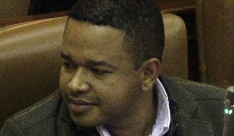 Allanan notarias en Sucre por caso Jair Acuña