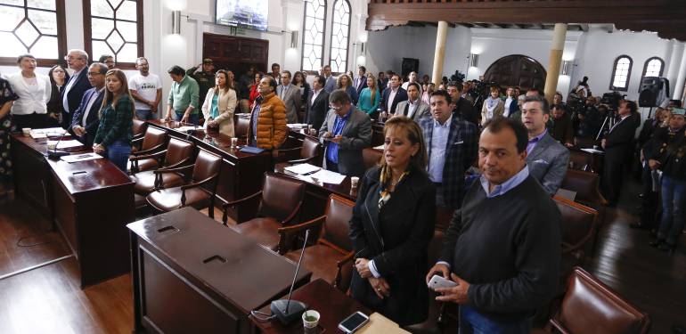 Distrito radicó proyecto de presupuesto para 2016 en Bogotá