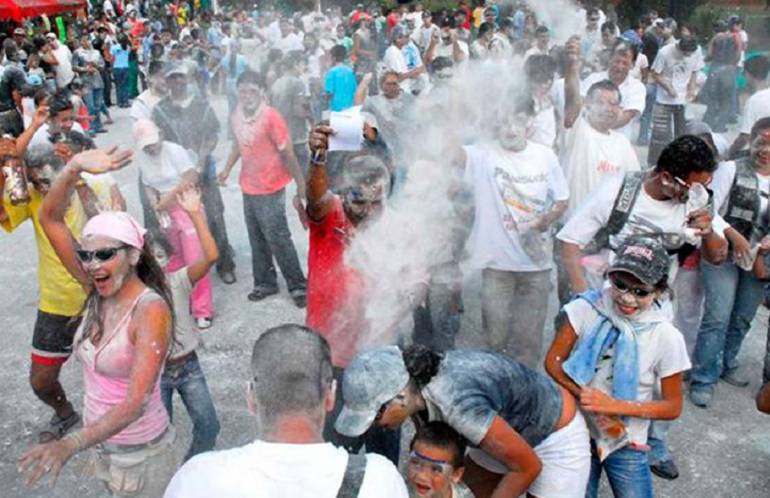 La calle 11 de Noviembre en Cartagena se opone a realizar fiestas de independencia