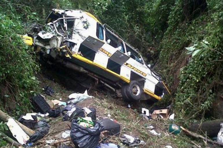 Tres personas muertas dejaron accidentes en la vía Medellín-Quibdó