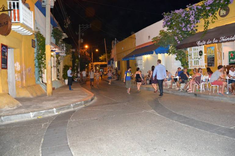 Amonestados siete establecimientos en Cartagena por ocupación del espacio público
