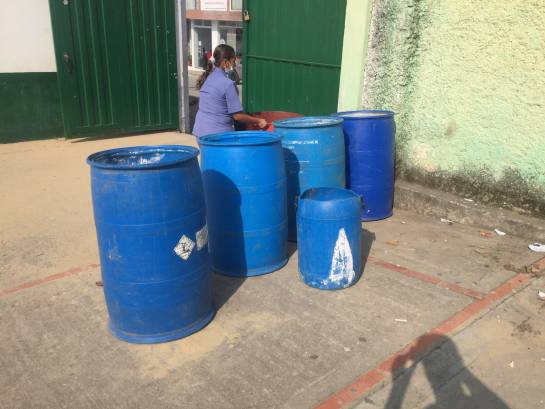 24 horas en la vida de una familia sin agua 24 horas en la vida de una familia sin agua