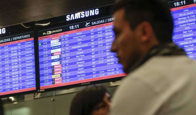 Retrasos en el aeropuerto El Dorado: Fue restablecido el servicio de la pista norte de El Dorado