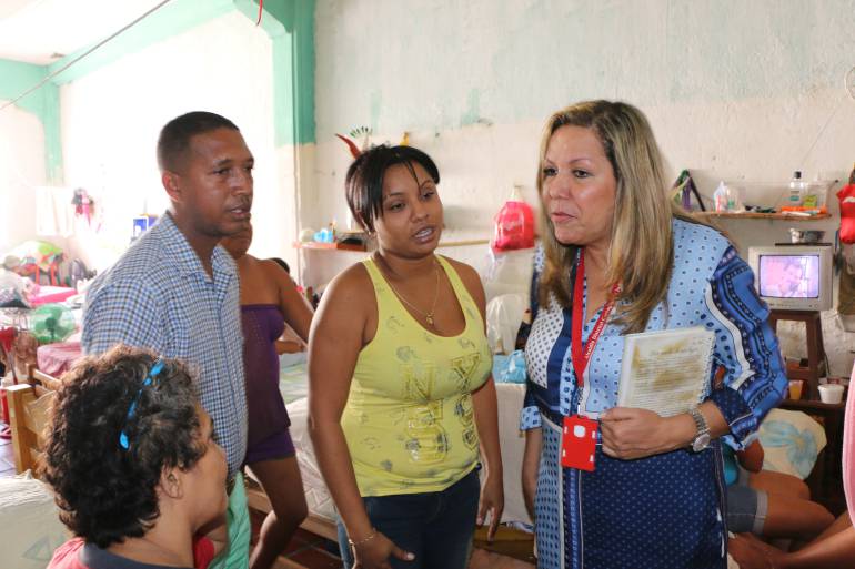 Estudiantes de UniCartagena asesoran jurídicamente a reclusas de cárcel de mujeres
