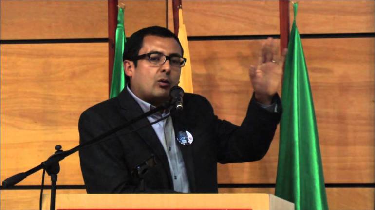 Exgobernador de Boyacá en líos tras la venta de la Empresa de energía de Boyacá, EBSA.: Denuncian a exgobernador de Boyacá Juan Carlos Granados, por presunto prevaricato