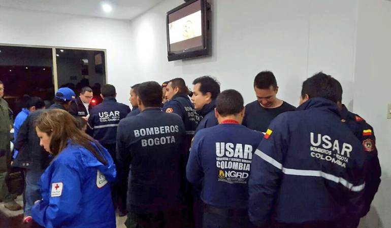 Terremoto en Ecuador: Bomberos de Bogotá que estuvieron en rescates de Ecuador aún no reciben sus viáticos