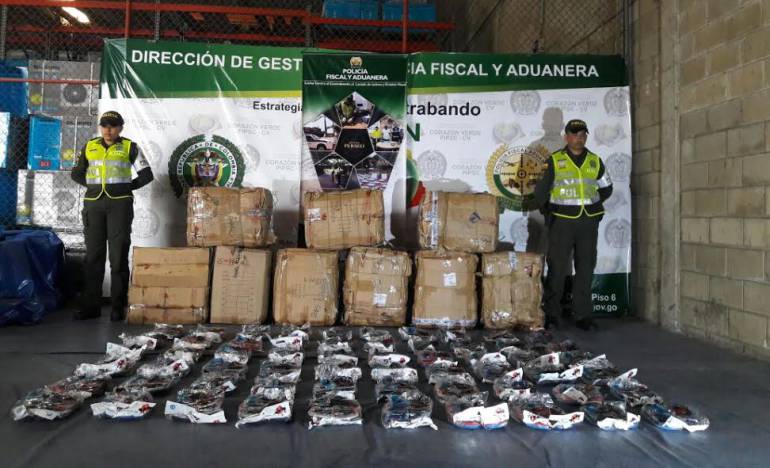 Policía aduanera se incauta de $68 millones en mercancías de contrabando