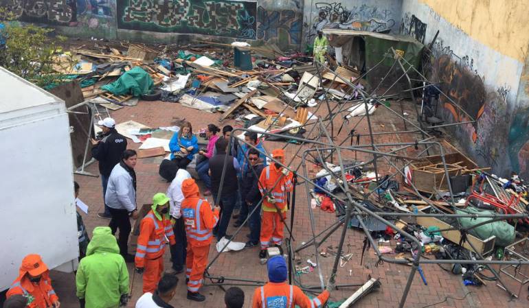 DIstrito adelanta acciones de recuperación del estado público en Bogotá: Distrito recupera espacio público del barrio Ricaurte en Bogotá