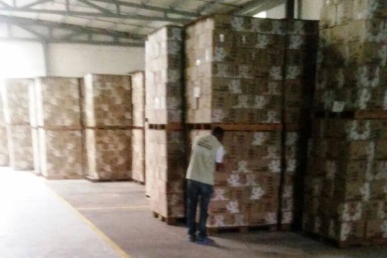 Gobernación de Bolívar incautó 125 mil botellas de licor no declarado: Gobernación de Bolívar incautó 125 mil botellas de licor no declarado