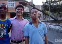 Un caleño es nominado al Premio CNN Heroes