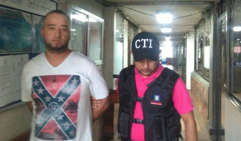 El detenido fue dejado en libertad pero sigue involucrado en el proceso investigativo