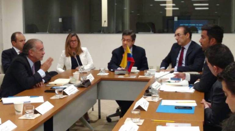 Proyectos ante la banca mundial: Verano busca apoyo de la banca mundial para proyectos locales