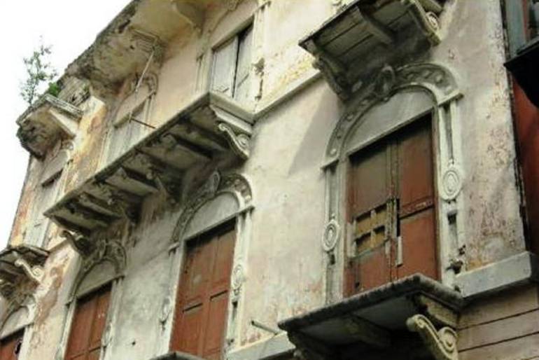 Concejo de Cartagena conmina al distrito apersonarse de balcones en mal estado del Centro: Concejo de Cartagena conmina al distrito apersonarse de balcones en mal estado del Centro