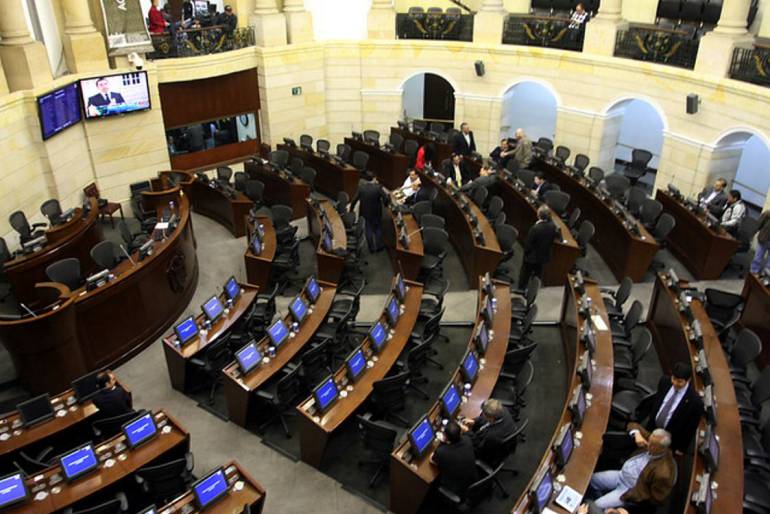 Citan debate sobre Electricaribe en comisión V del Senado