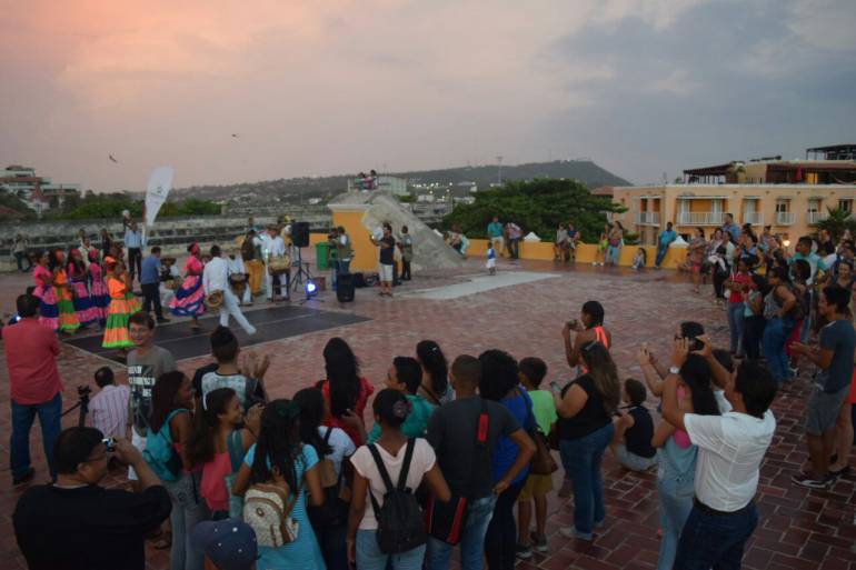 Realizan primer corredor cultural del 2016 en murallas de Cartagena: Realizan primer corredor cultural del 2016 en murallas de Cartagena