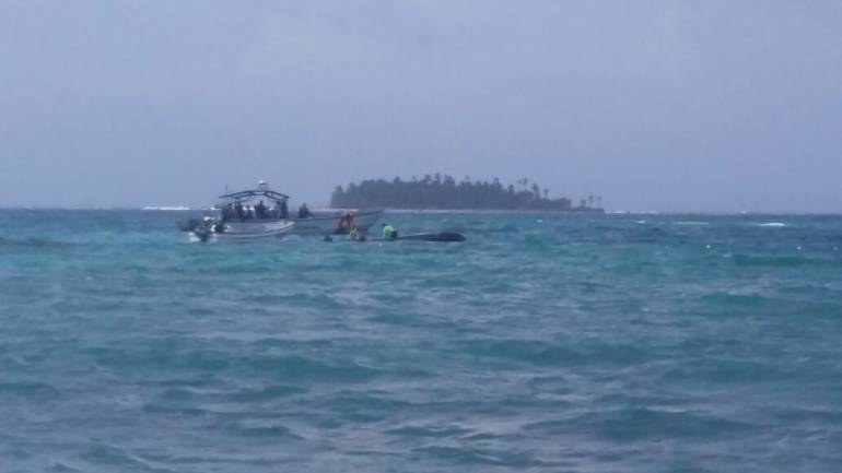 Incidente en San Andres: Embarcación de turismo zozobra con 15 turistas a bordo cerca de San Andres