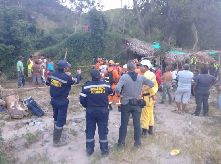 Explosión en mina en Corrales Boyacá deja 6 trabajadores muertos y 3 atrapados: Continúa la búsqueda de mineros atrapados tras explosión en Corrales