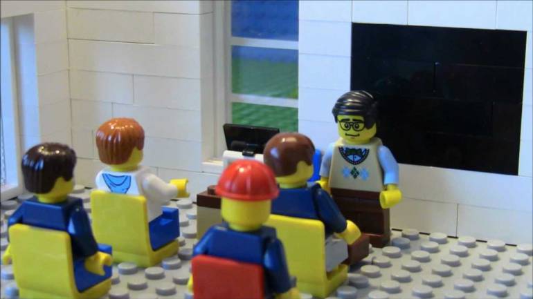 El universo LEGO se apodera de la Universidad Autónoma