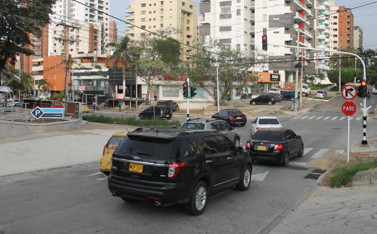 Habilitan nuevo cruce con semáforo en el norte de la ciudad