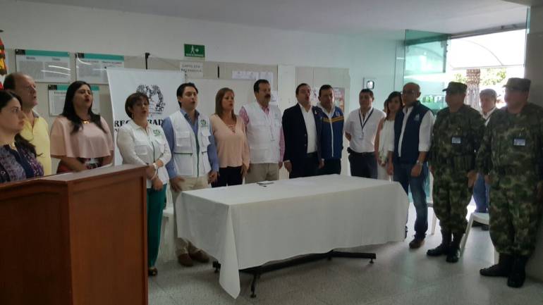 ELECCIONES DOMINGO BUCARAMANGA: Santandereanos comenzaron a votar en 4 mil 64 mesas