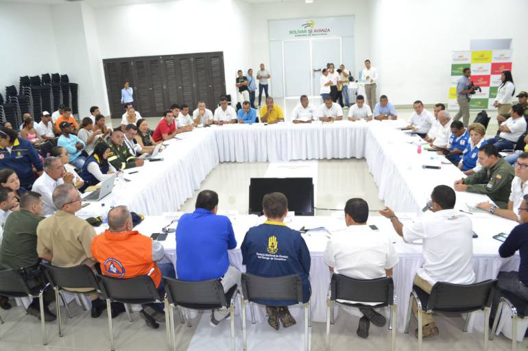 Ocho mil millones de pesos en ayudas para damnificados por huracán en Bolívar: Ocho mil millones de pesos en ayudas para damnificados por huracán en Bolívar