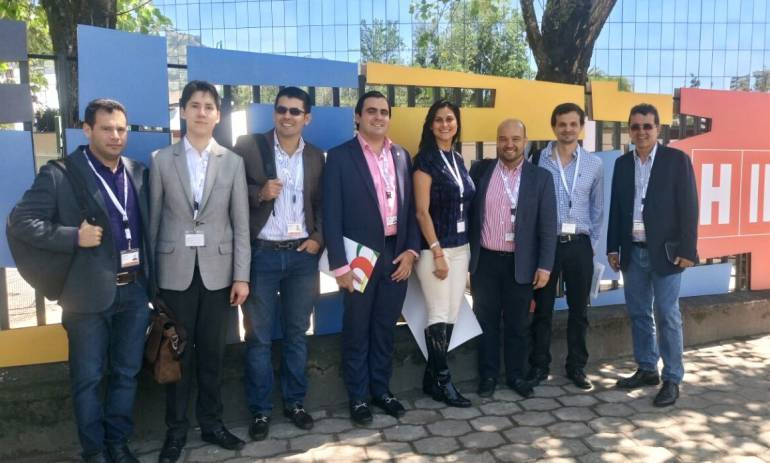 ONU HABITAT CONGRESO ECUADOR SANTANDER: Todos los alcaldes se fueron para Quito, menos el de Bucaramanga