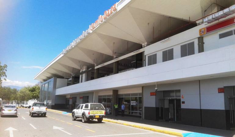 En aeropuerto de Cúcuta reclaman más comodidad para los usuarios - Caracol Radio