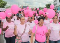 Se realizó marcha Marea Rosa para prevenir el cáncer de seno en Cartagena