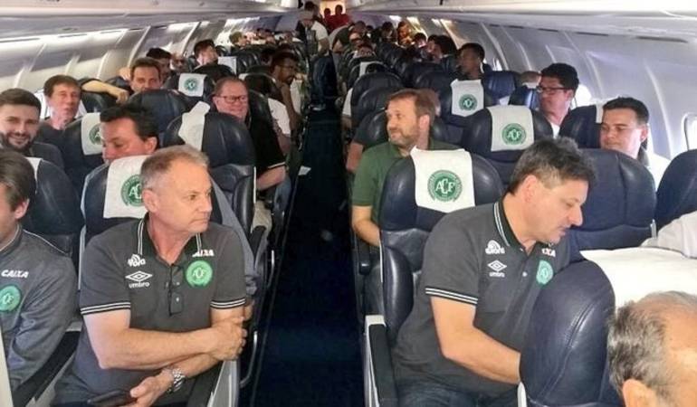 Resultado de imagen para chapecoense HOMENAJE MUNDIAL
