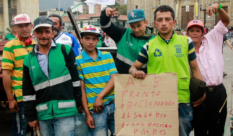 Recolección de basura en Bogotá: Proceso de organización y de inclusión marcha lento en Bogotá: Recicladores