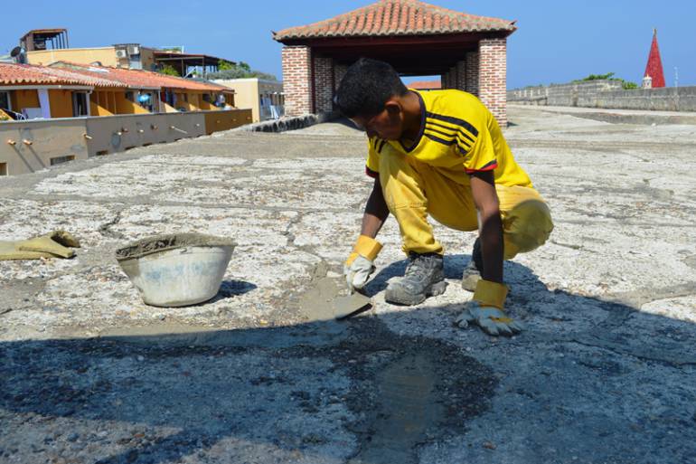 Avanza el mantenimiento de Fortificaciones del Centro Histórico de Cartagena: Avanza el mantenimiento de Fortificaciones del Centro Histórico de Cartagena