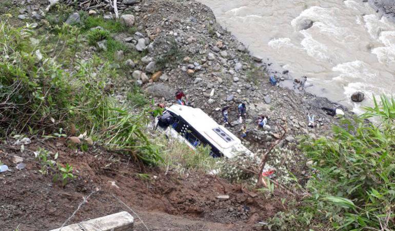 Un muerto y siete heridos deja accidente en la vía Quibdó Medellín