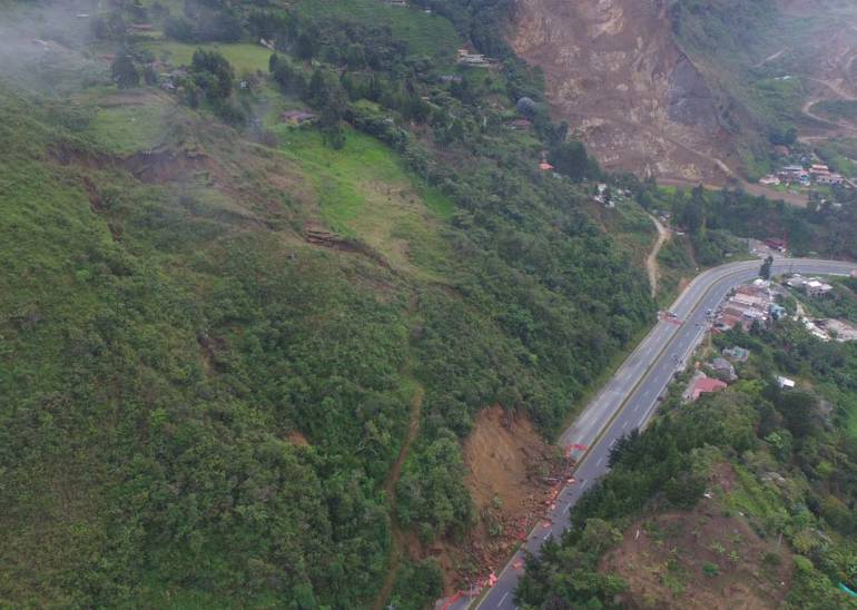 La empresa Atila realizó la explosión controlada.