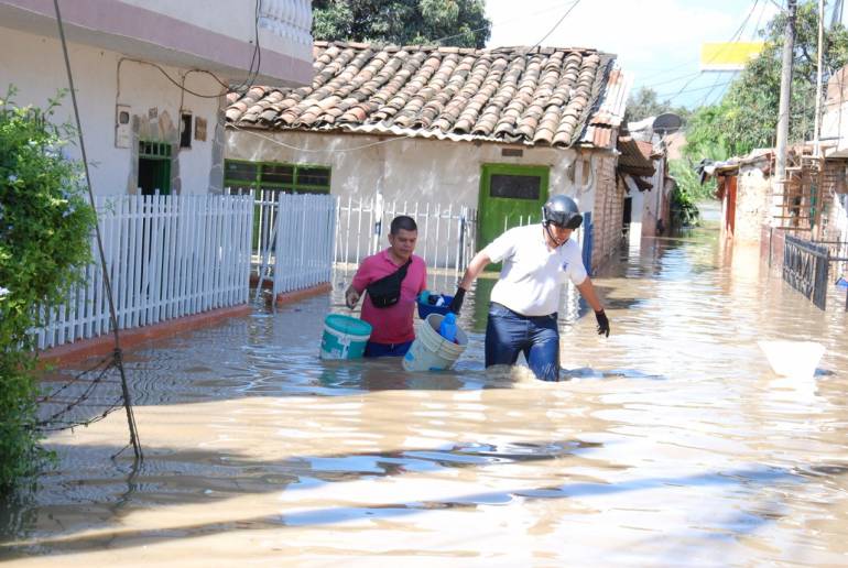 creciente rio cauca: Más de 15 mil afectados por la creciente del Río Cauca a su paso por Cali