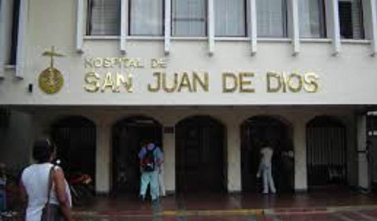 Trabajadores del Hospital San Juan de Dios reclaman el pago de ... - Caracol Radio