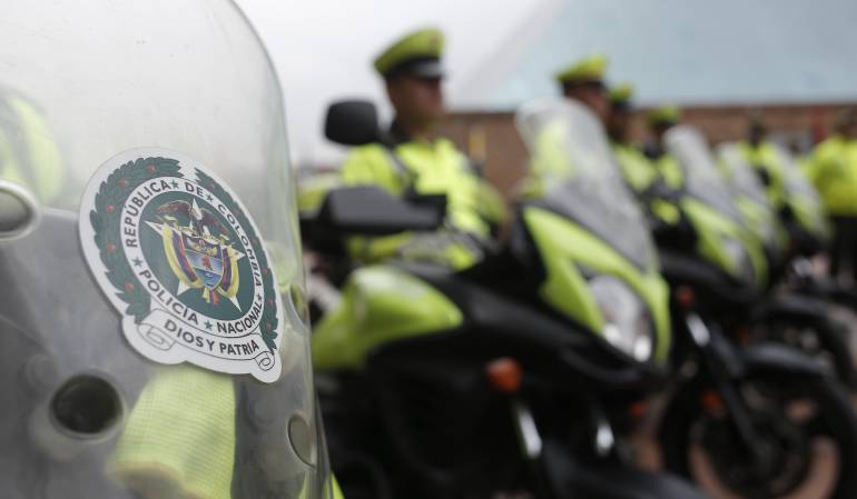 Policías piden dinero a compañeros: Capturan dos policías por exigir dinero a sus propios compañeros