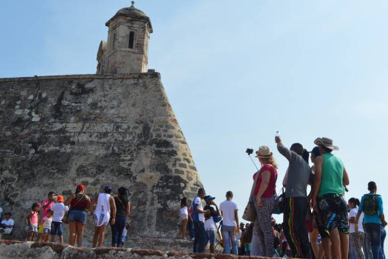 Más de 70 mil personas visitaron las Fortificaciones de Cartagena el ... - Caracol Radio
