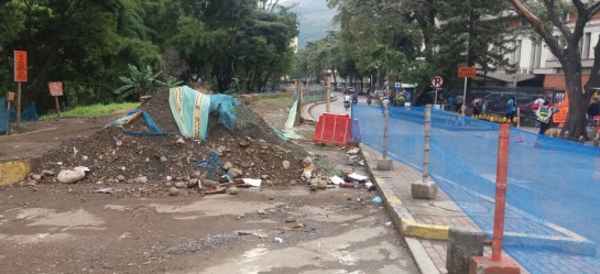 Obras demoradas en el Parque Lineal Río Cali Obras demoradas en el Parque Lineal Río Cali