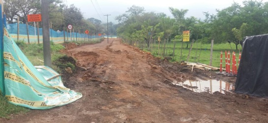 Vía a Pance. Otra obra atrasada. Vía a Pance. Otra obra atrasada.