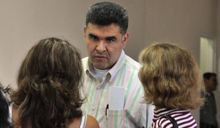 Rechazan pretensión de excomandante de la Policía de acogerse a la JEP por el homicidio de su esposa