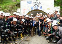 El Sena es la "joya de la corona" y una fábrica de empleo: presidente Santos