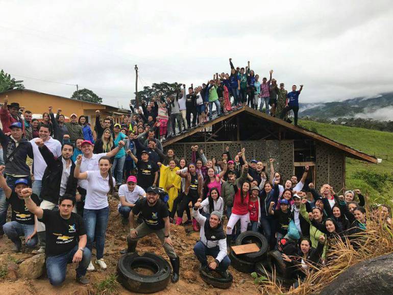 Vamos Colombia reconstrucción en San Carlos Antioquia