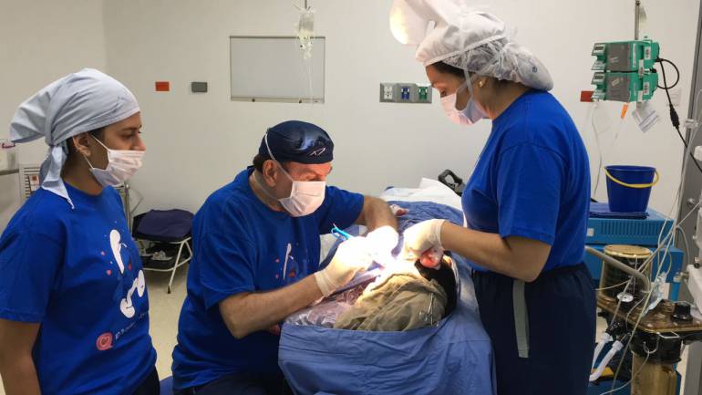 Cirugías gratuitas a niños con malformaciones