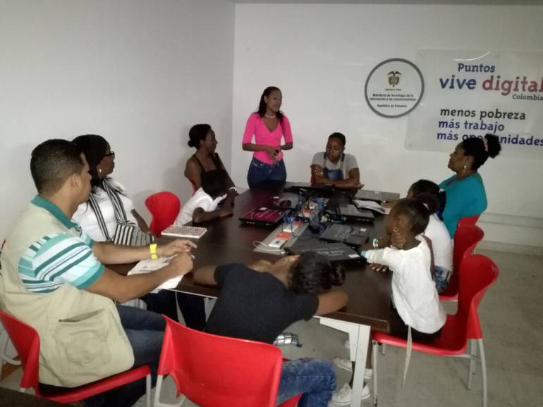 Avanza estrategia de Alfabetización Digital de Mas Familias en Acción en Cartagena: Avanza estrategia de Alfabetización Digital de Mas Familias en Acción en Cartagena