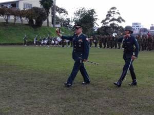 En el campo de paradas del batallón de servicios se cumplió la ceremonia de transmisión de mando En el campo de paradas del batallón de servicios se cumplió la ceremonia de transmisión de mando