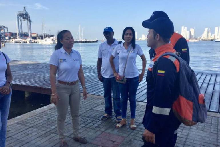 Realizan controles a embarcaciones que llevan turistas a la zona insular de Cartagena: Realizan controles a embarcaciones que llevan turistas a la zona insular de Cartagena