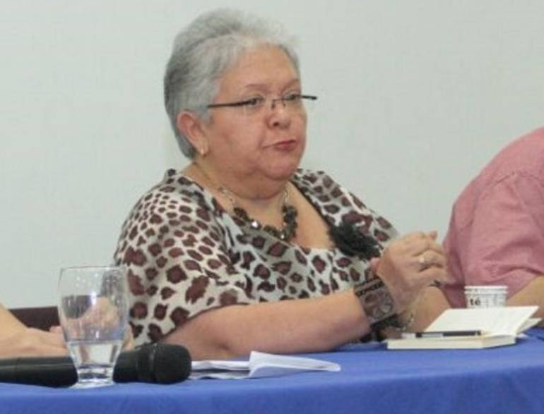 Imelda Daza durante foro de socialización del acuerdo de paz en Santa Marta.
