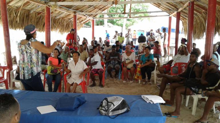 Advierten presunto desalojo de nativos de Tierra Bomba en Cartagena: Advierten presunto desalojo de nativos de Tierra Bomba en Cartagena