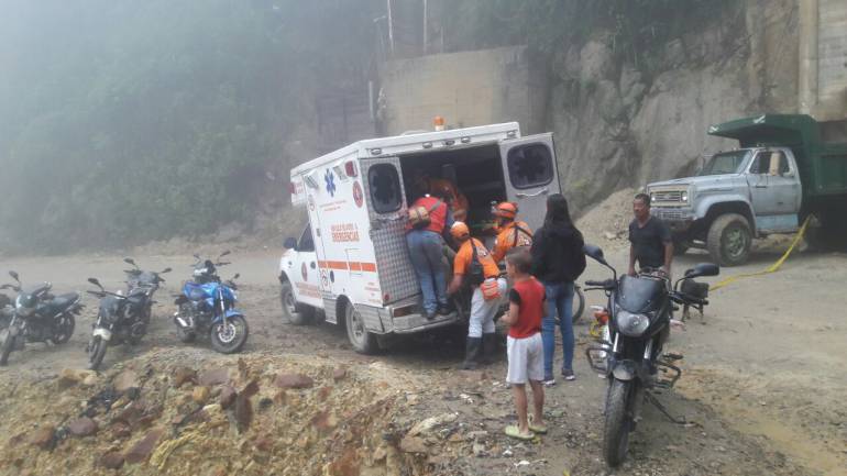 En Marmato (Caldas) murió un minero de 62 años hoy almediodía. Una roca le cayó encima.