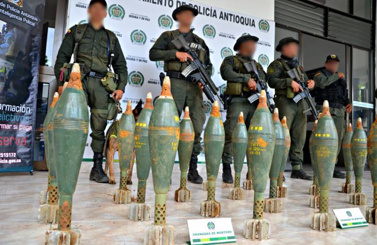 Policía halló caleta con explosivos en zona rural de Sonsón